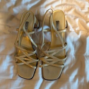 Ann Marino Women's Elegant Cream Heels